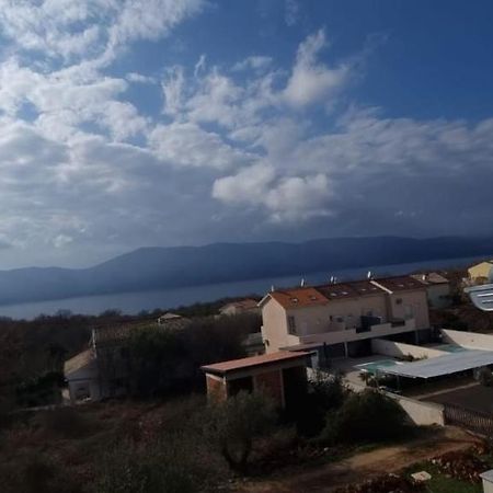 Apartmani Lanterna Krk Town Exteriör bild